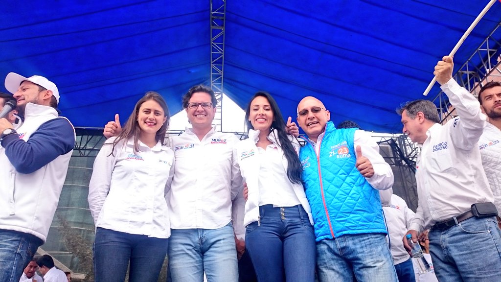 hmunozalarcon's tweet photo. Verdadero orgullo trabajar por el CAMBIO
#VamosPorElCambio https://t.co/pc477LiM6V