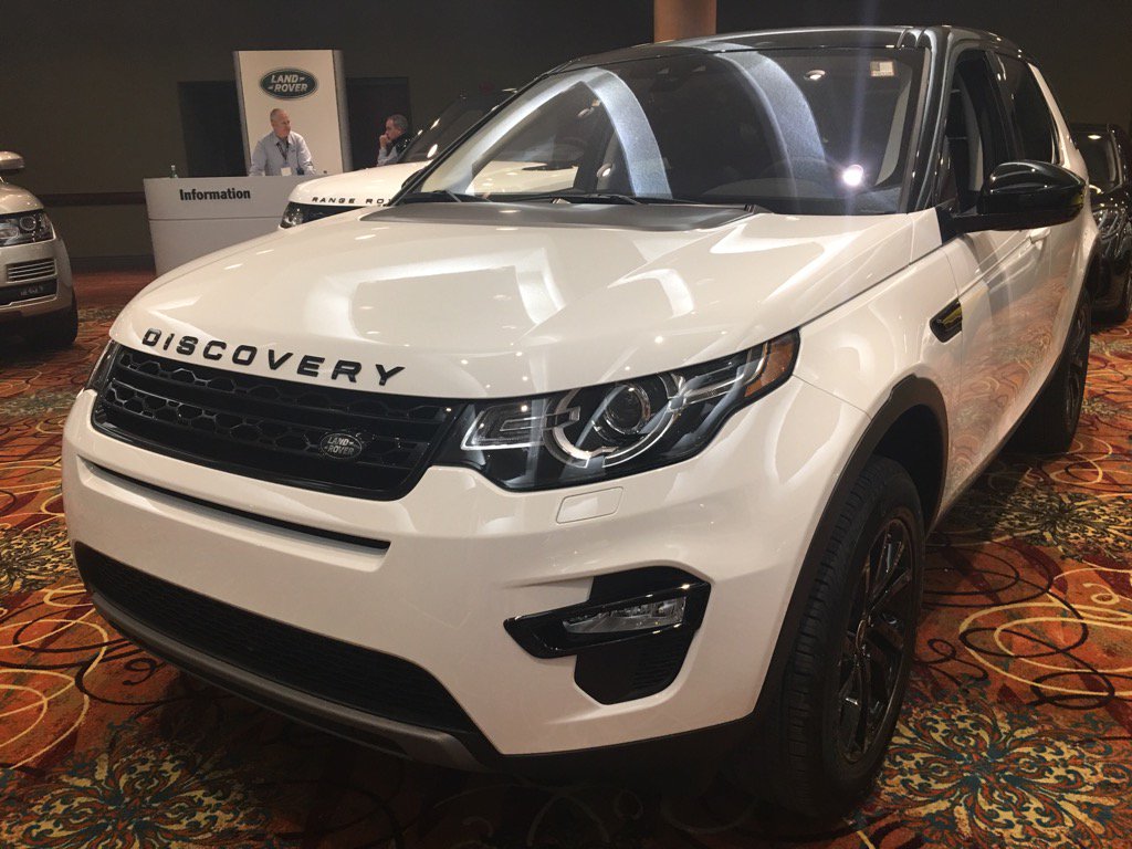 NorthtownAuto's tweet photo. RT if you could use this out on the roads today! ๐ช #LandRover #bfloautoshow https://t.co/NDWa3cZOjp