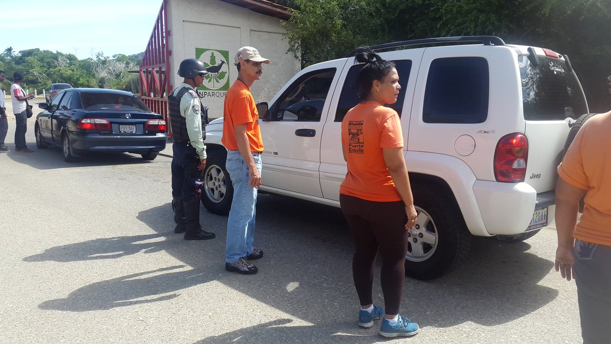 mbastidas65's tweet photo. En la entrada a la Bahia de Patanemo en operativo ordenado por el Alcalde @jcbu72 para la seguridad de los turistas y prestadores d servicio https://t.co/Ni4yx0NP15
