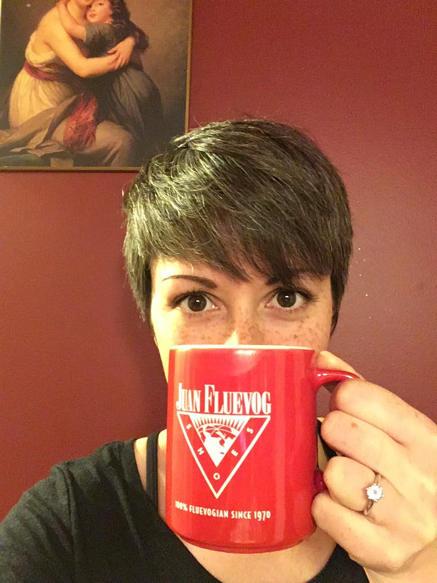 rebeccalarche's tweet photo. Good morning! #fluevog #coffee https://t.co/JVefCdJ1Uq