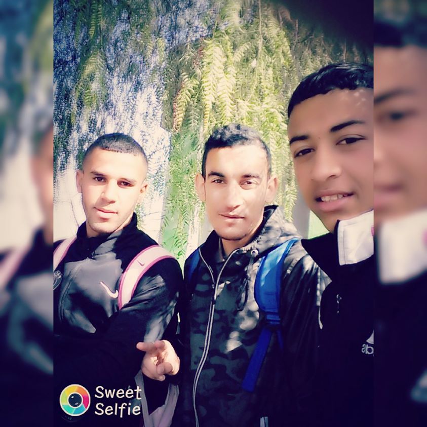 arabmaamar3's tweet photo. #Les_Homme 😍😘
#Géniràl_47 😎🤣 https://t.co/Zi7JCssCEU
