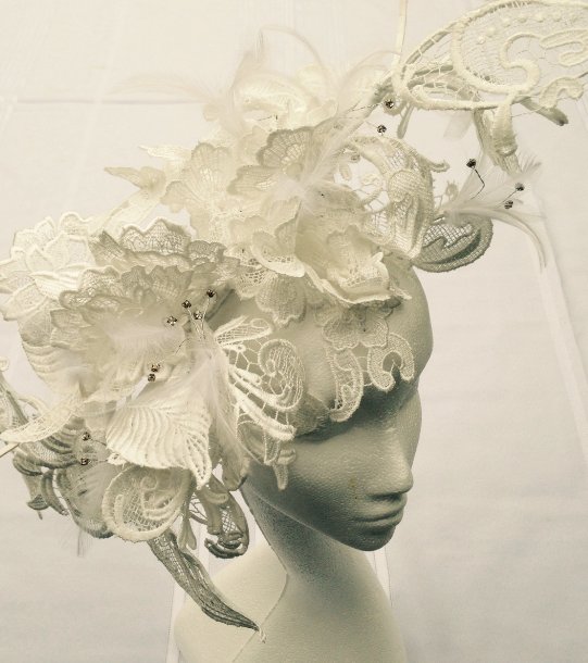 SheilaMorleyHat's tweet photo. Dare to be different #BAFTAs #wedding https://t.co/llkJ3cyabJ