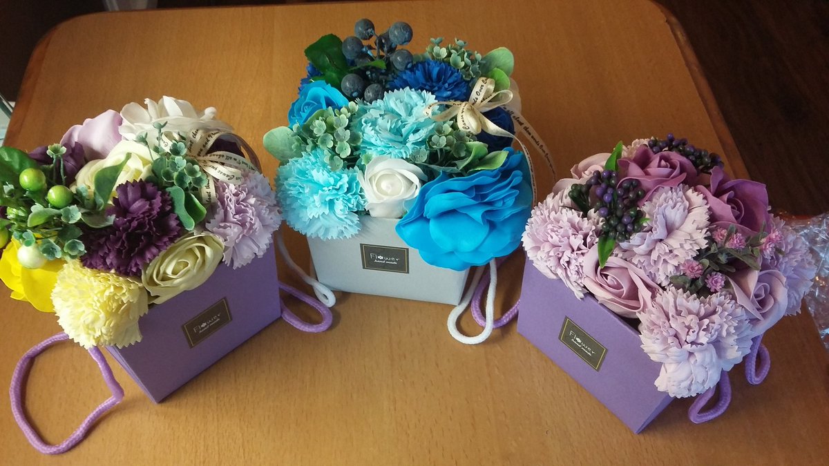 Valentine day give her something more than just flowers. Flowers from Soap.
<a href="/TheoPaphitis/">Theo Paphitis</a> #SBS #helptheplanet