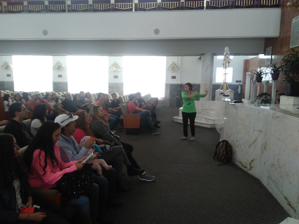 Hoy en grata convivencia y aprendizaje con los abuelos, padres y alumnos  2do año #shorashim <a href="/ChmdDigital/">Cultura Digital CHMD</a> #CHMD