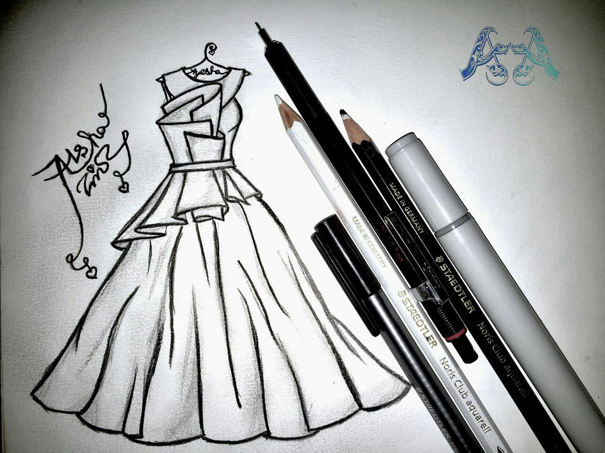 AAzeemOfficial's tweet photo. "Good ideas can come anytime in your mind, so always have a pencil in your hand " #ayeshaazeemofficial #ayeshaazeem  #fashion #illustration https://t.co/q4kOiTtViK