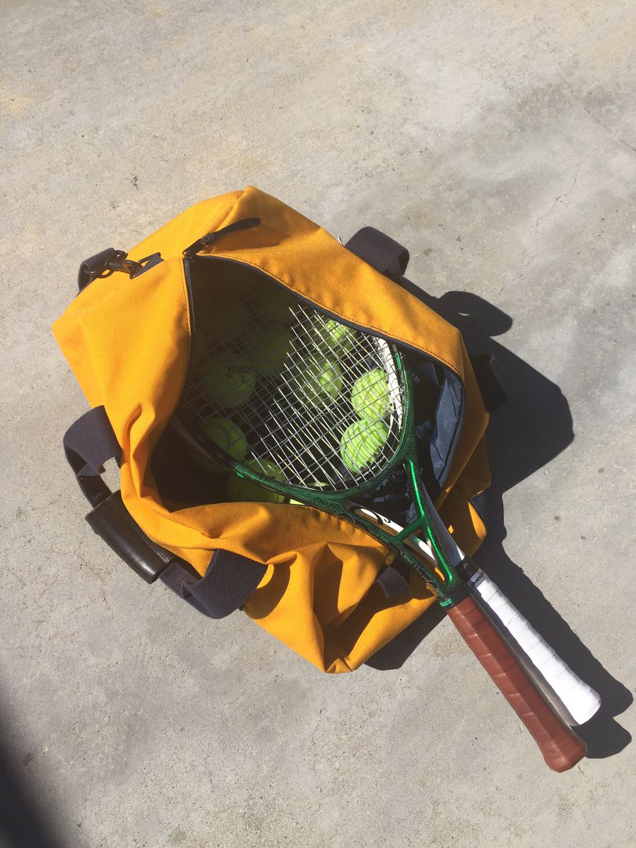 MaVagine's tweet photo. Balls out @RealRicciLardo 🎾🎾 Our #vaginas are going to be so sore later. https://t.co/XqH7XePEQ2