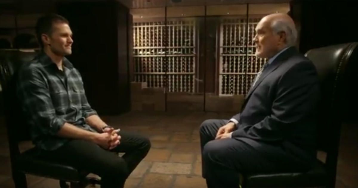 Patriots's tweet photo. TB x 2. 

Tom Brady sits down with Terry Bradshaw before #SB51: https://t.co/bKa8nHhKsN https://t.co/gf58EJjG2B