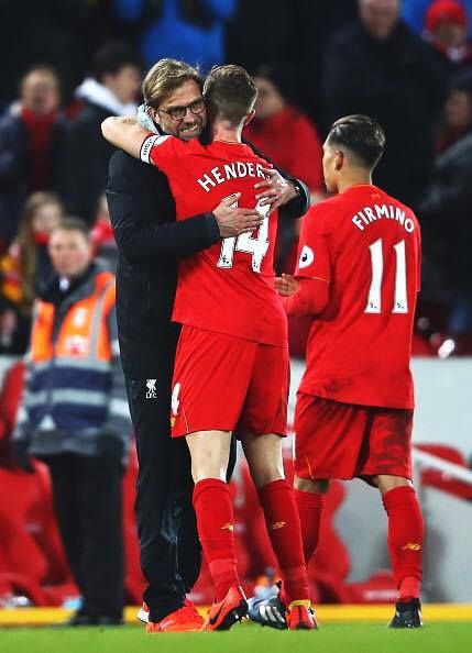 empireofthekop's tweet photo. Hadn't seen a Klopp hug like this in weeks until yesterday🔴🙌 https://t.co/AC3eqLluh2