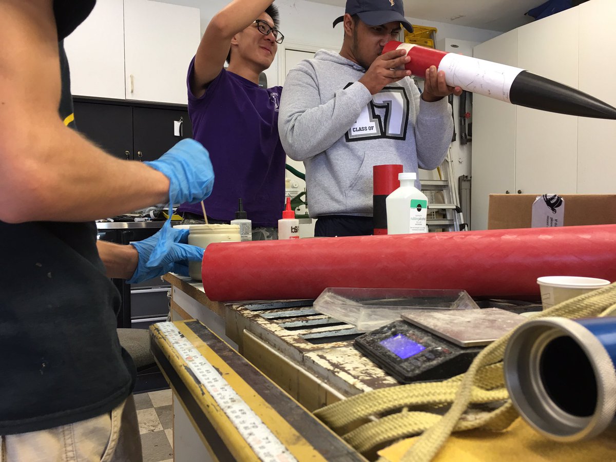 WesternHighSLI's tweet photo. Full scale building. The rocket is really starting to come together! https://t.co/y5yH7OKMRH