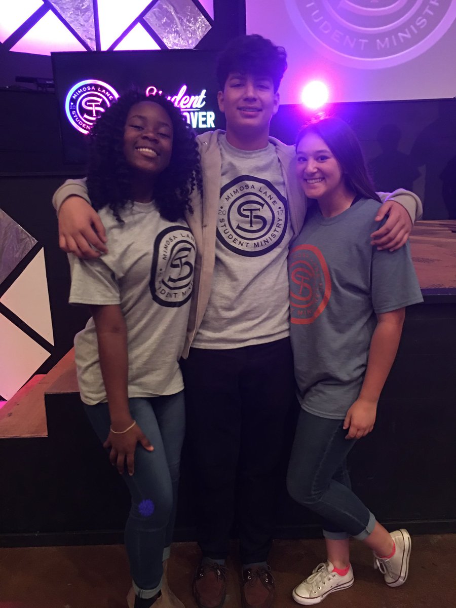 4hannnah's tweet photo. Thanks to my sweet friends for making this weekend great💜#1way2live @AmberESmith17 @Nathanluna12 https://t.co/EiXb4Y61fN