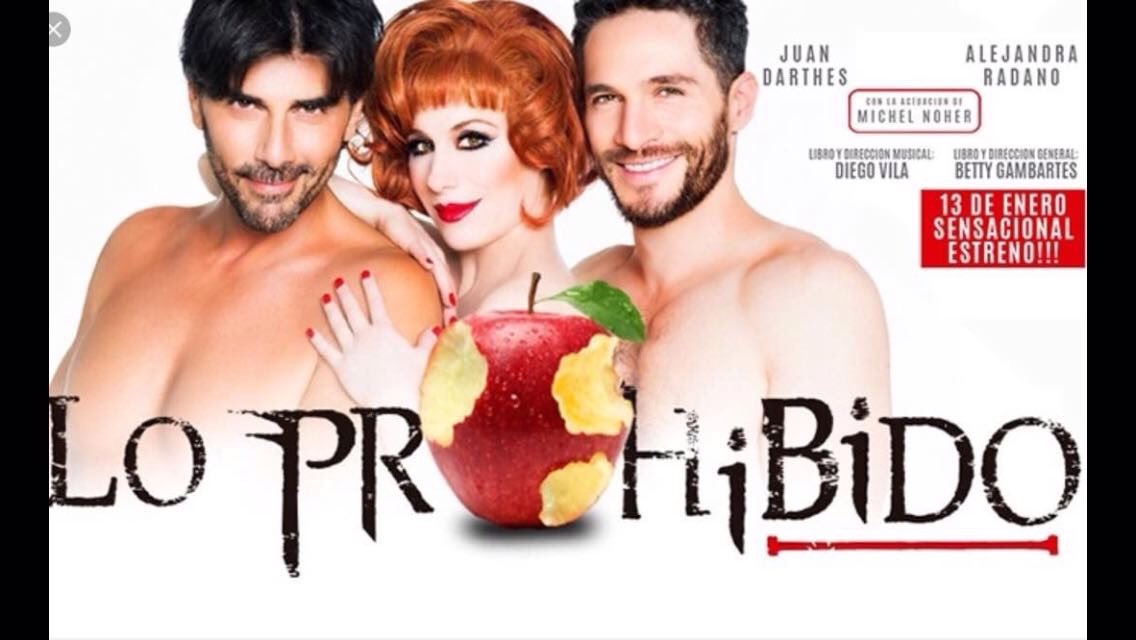 MUY BUENA !!
HOY 20.00 HS
“LO PROHIBIDO” <a href="/PaseoLaPlazaOK/">Paseo La Plaza</a>
musicalesbaires.com.ar/alejandra-rada…
<a href="/AlejandraRadano/">Alejandra Radano</a> y <a href="/darthesjuan1/">Juan Darthés</a> <a href="/NoherMichel/">Michel Noher</a> <a href="/YankelevichG/">Gustavo Yankelevich</a>