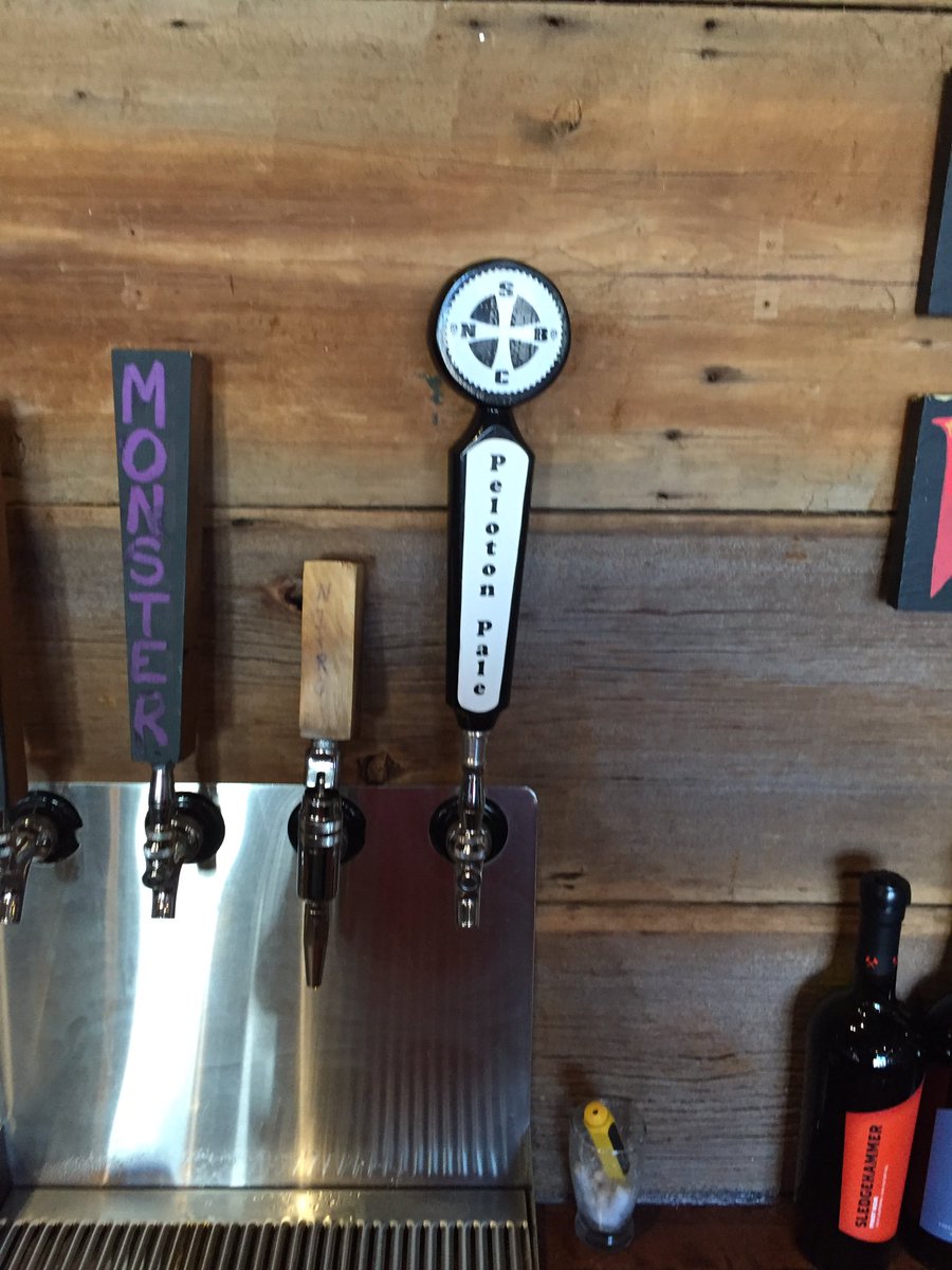 chawkins83's tweet photo. Awesome guest tap! @StNickBrewCo @RecessBrewing https://t.co/D4xSwsHlai