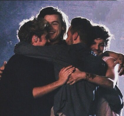 happybdpayno's tweet photo. I miss this #OneDirectionWeMissYou https://t.co/3p67aW9TKG