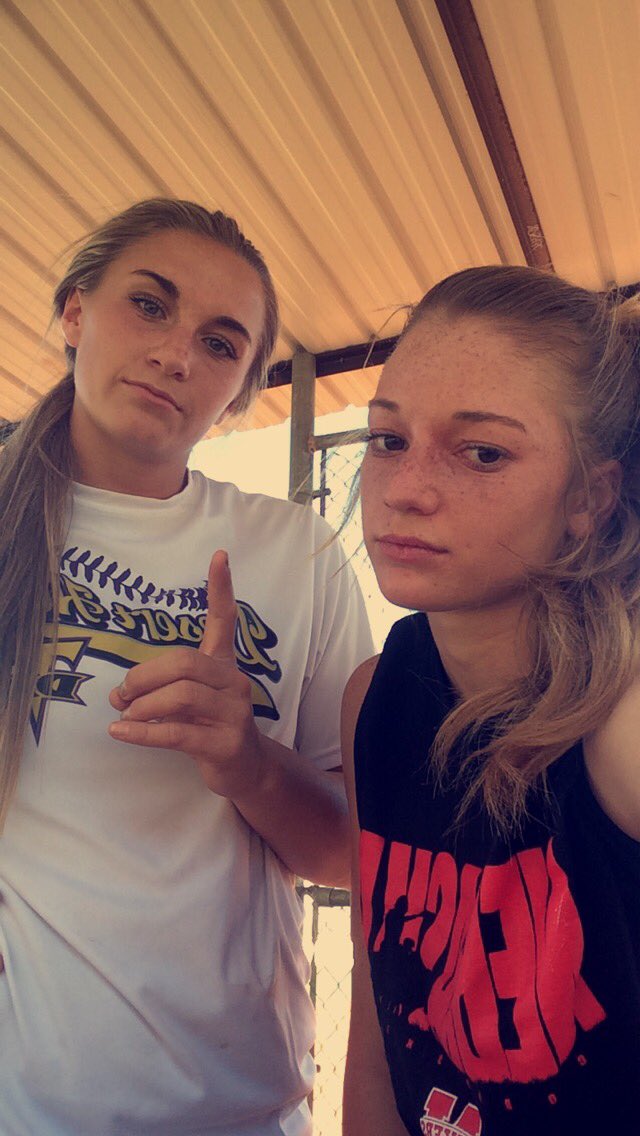 sam_clark3's tweet photo. hi megagina, HBD! I'll love you forever &amp; always 💞 https://t.co/N9DH5Q5n96