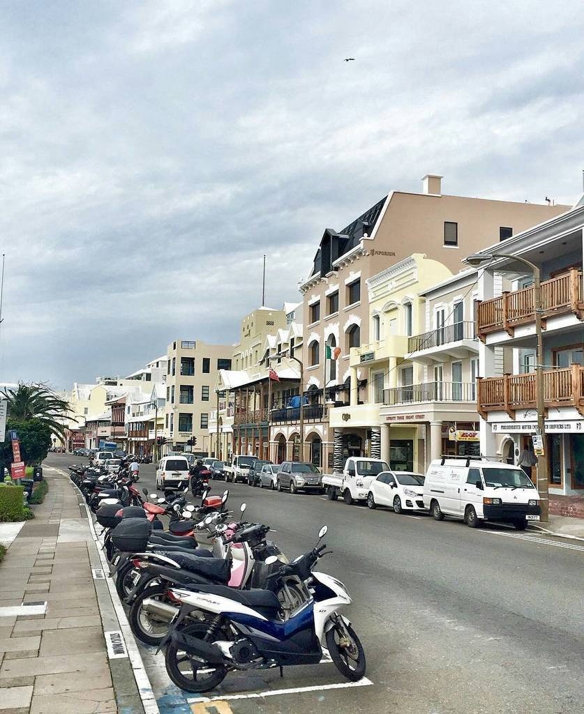WeAreBermuda's tweet photo. Cruising down Front Street.  Hamilton, Bermuda |📷:@the_globetrotting_enthusiast #theglobetrottingenthusiast #wheret… https://t.co/a3TIftr8bf