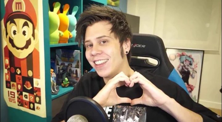 notlourdesita's tweet photo. @Rubiu5 feliz cumpleaños rubén <3 espero que pases un día excelente y que seas muy pero muy feliz, te adoro

GRATULERER RUBIUS https://t.co/MRf7WeGvVJ