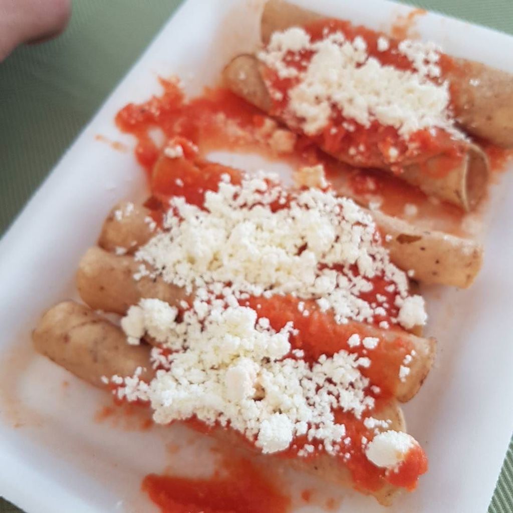 MarcoMendozaMx's tweet photo. #codzitos 😍 https://t.co/ovsyIiQKL7 https://t.co/9vZkgFctMc