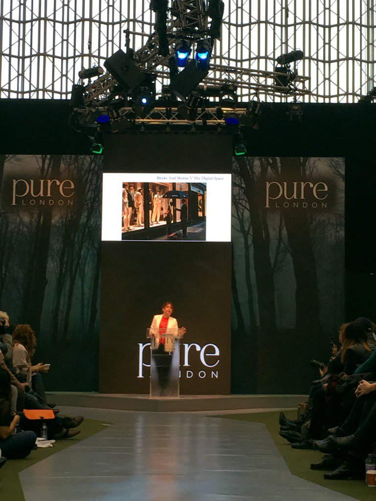 MelissavWheeler's tweet photo. #retailers need to foster the #desire factor says @BritishVogue Editor Shulman #PureLondon @PureLondonShow #insight https://t.co/hZUrdDBLKJ