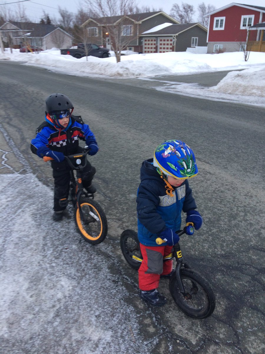 jeffcameron81's tweet photo. Ski race in the AM and bike ride in the PM. https://t.co/z87QiVrupI