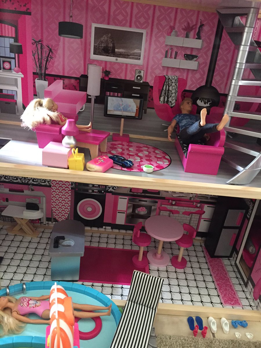 my little sister got a barbie dream house N HER ASIAN ASS MAKES ALL THE BAR...