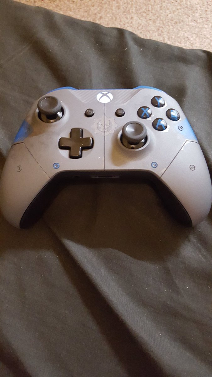 MagpieWarriorHD's tweet photo. Wonder how long before I break this one #fifaprobs https://t.co/ymNhTg3PcM