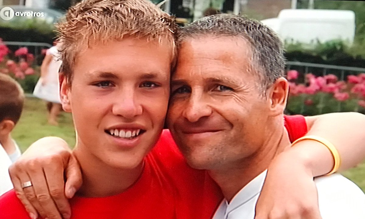 Sport, verbinden &amp; helden! Ivo Niehe laat zien wat een prachtig complex het is &amp; <a href="/scOnlyFriends/">Only Friends</a> <a href="/DennisGebbink/">Dennis Gebbink</a>  hier heeft opgezet! <a href="/NPO1/">NPO 1</a>