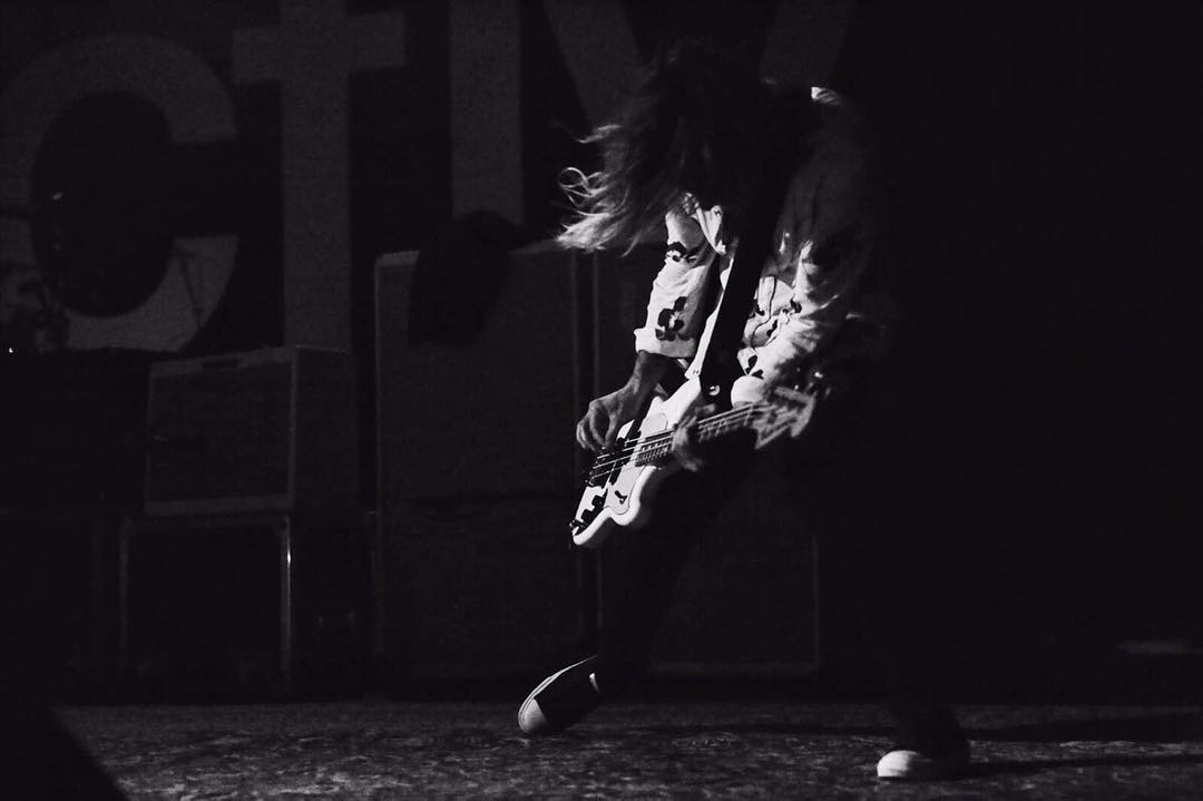 sitemcflybrasil's tweet photo. Parece que um certo alguém está se sentindo nostálgico hoje... Dougie postou essas duas fotos no seu Instagram com a tag #throwingbacksunday https://t.co/K5BjNLe6qa