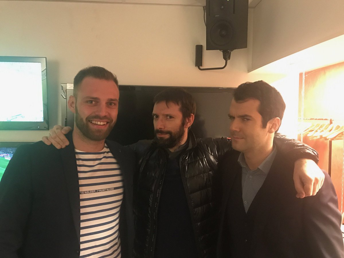 DFCO_Officiel's tweet photo. Baptiste #Reynet en compagnie de Julien #Cazarre et Nicolas #Tourriol avant @jplusun ! Rendez-vous à 23h15 sur Canal + ! #DFCO https://t.co/ttpzGVelQJ