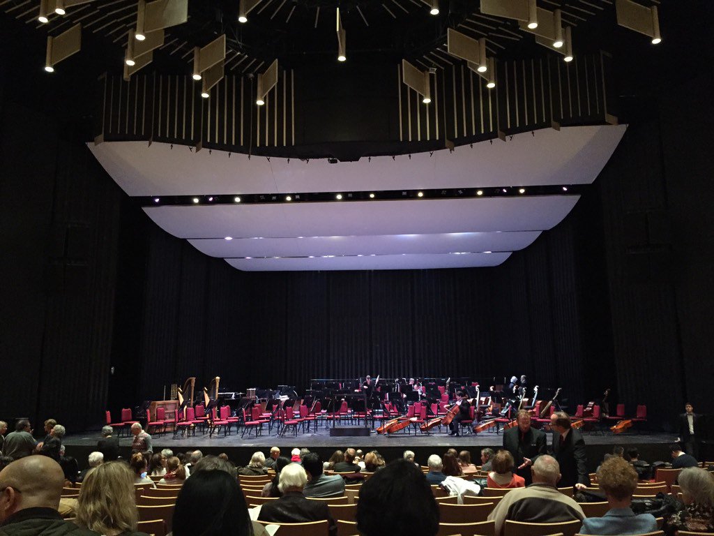 20YS's tweet photo. BRAVA! BRAVA! #BeijingSymphony Orchestra joins the @OttawaSymphony today @CanadasNAC! ❤️ https://t.co/ATLbQ2JBzU https://t.co/ukcAOMmFpK