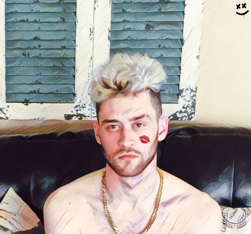 sircxllins's tweet photo. New music tomorrow 👀

#MCM https://t.co/MKKQDQm7oO