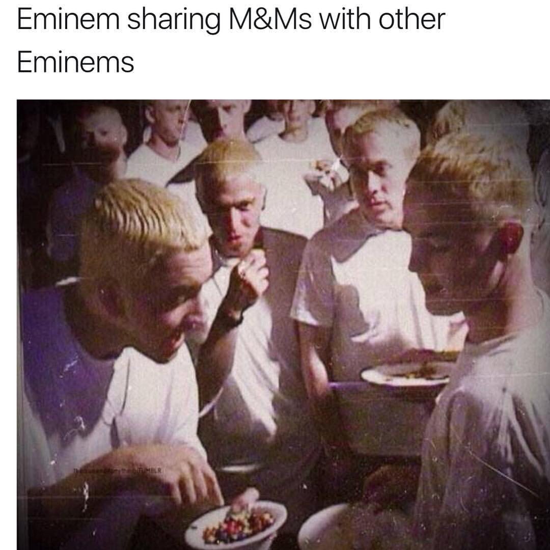 WORLDSTAR's tweet photo. Legendary 😂 https://t.co/pfWxLQK8ng