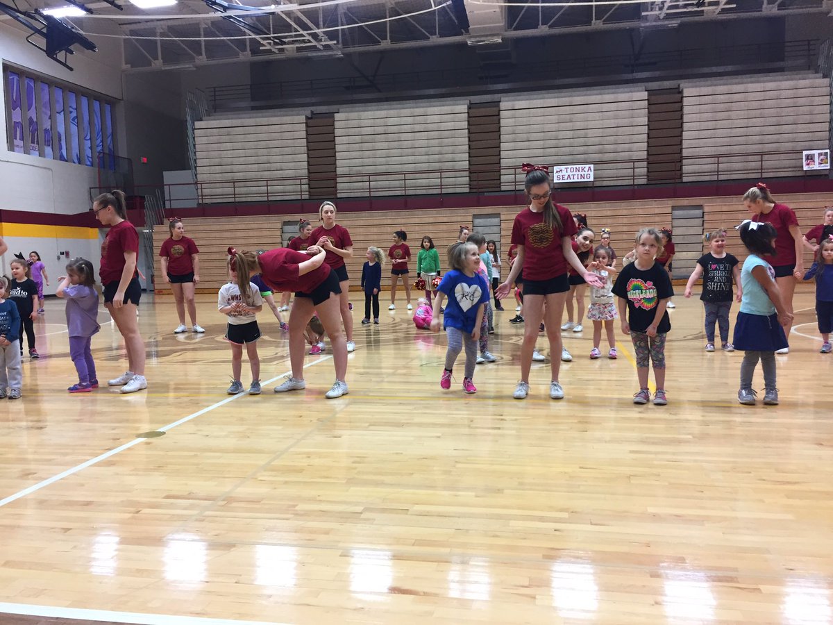 Coach_Baker_'s tweet photo. Today was a great day working with these girls for our mini cheer clinic! Come see us tomorrow at the halftime of the Girls Basketball Game! https://t.co/rAtzi0lIoJ