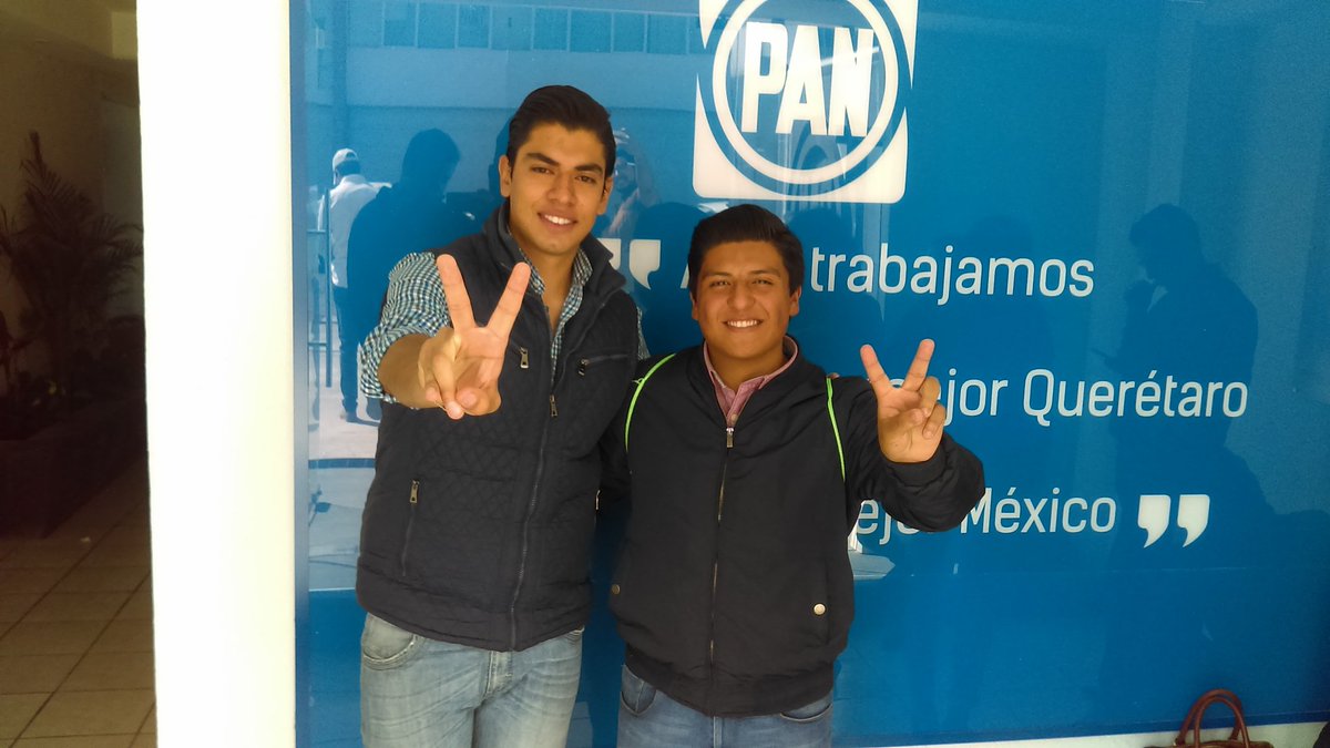 Vizzuett_M's tweet photo. @DiegoMercadoMx #VamosX2018 Juntos Estamos y Vamos Mejorando #JEVM https://t.co/MpWDY3pK1b