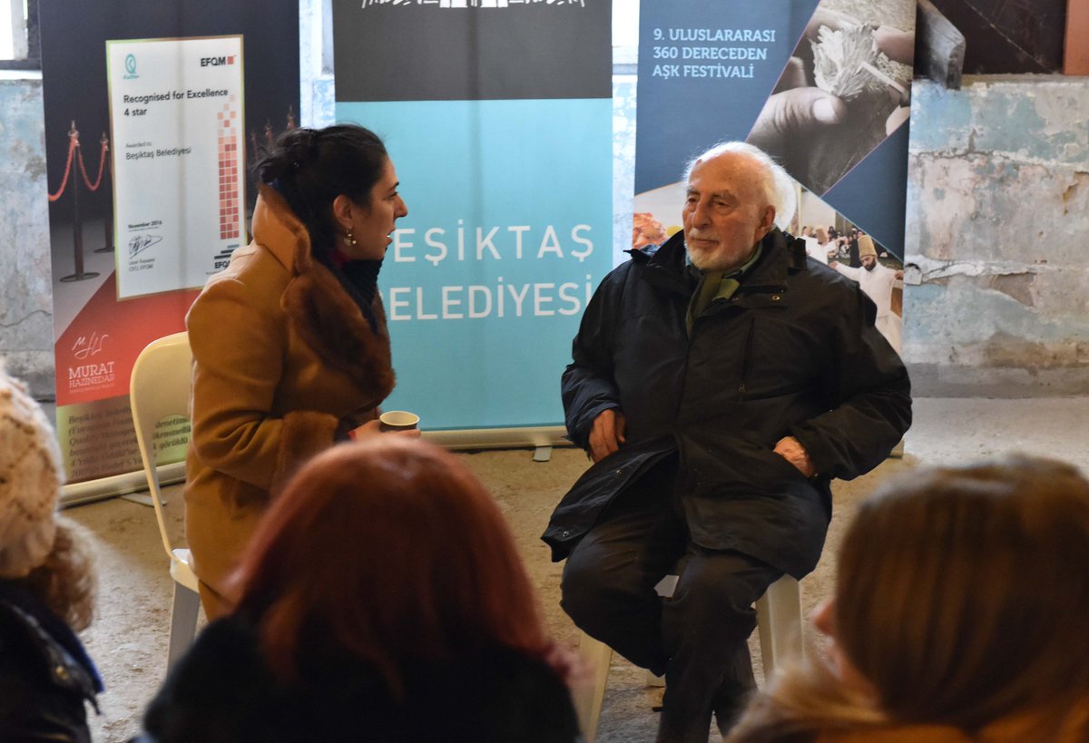 Yılmaz Zenger Hocamız bize çevremizi algılama şeklimize bağlı hayatta yakaladıklarımızı ve kaybettiklerimizi anlattı. Kaydettik hafızamıza.