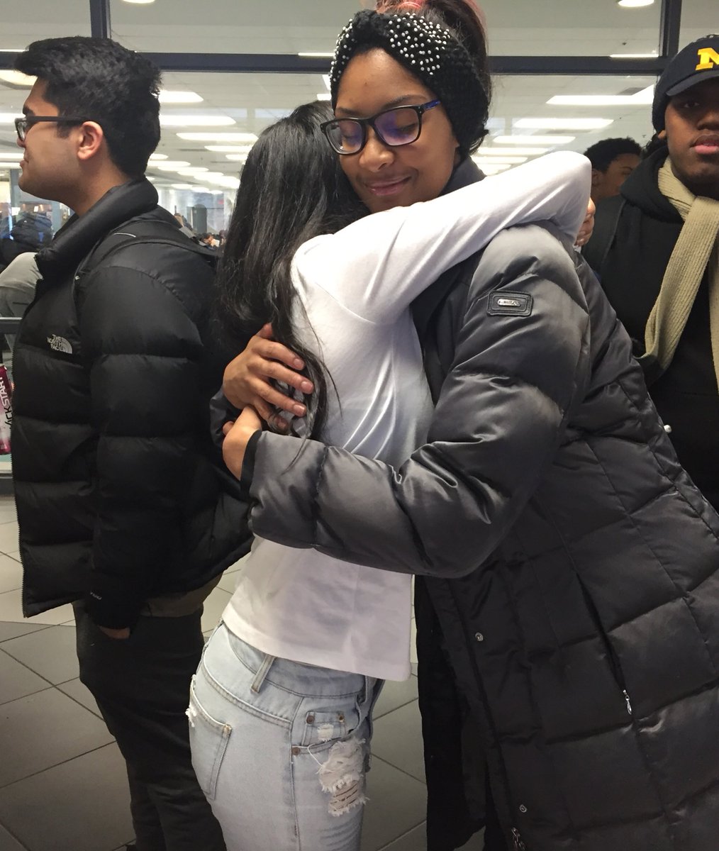 Niha Khan tweet media