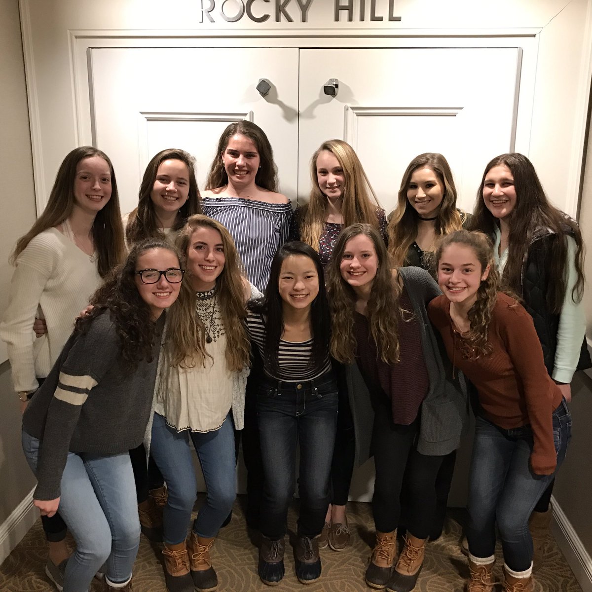 GFS girls squash, 13th in the Nation. Managed to get out of CT alive! #gotigers #HSNationals17 <a href="/USSQUASH/">US SQUASH</a> <a href="/GFStigers/">GFS Tigers</a> #3snowstormsin1weekend
