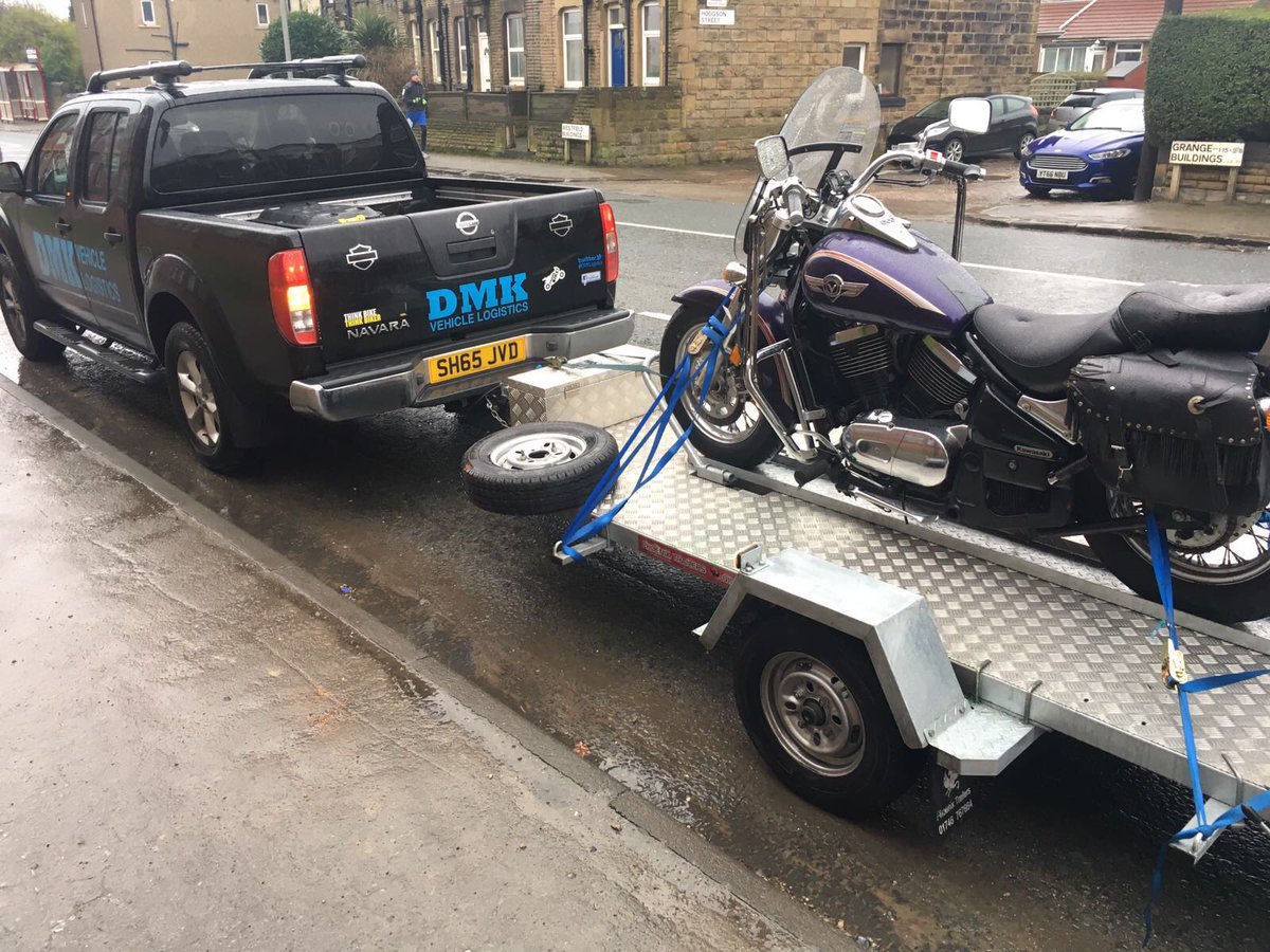 DmkLogistic's tweet photo. Motorcycle delivery specialists https://t.co/aZA81aN9Ez