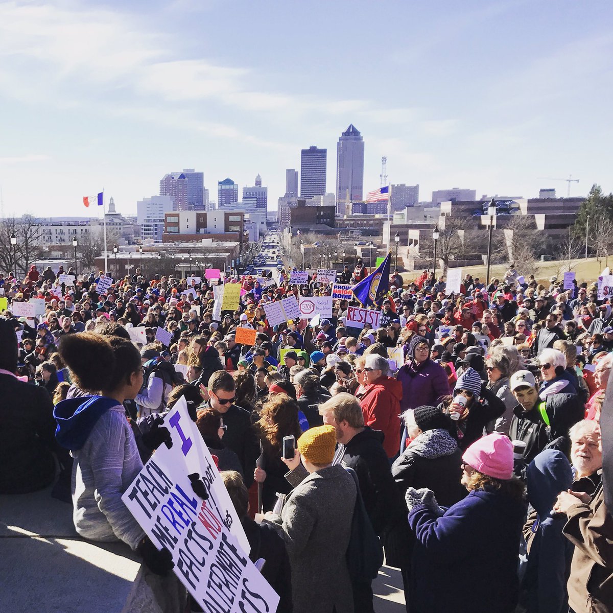 MrsEwingGrade1's tweet photo. @Iowans4PublicEd thank you #saveiaworkers #iaedfuture Children our our future. Why do you treat their teachers so poorly? @IowaSenate https://t.co/FjJyfhupUe