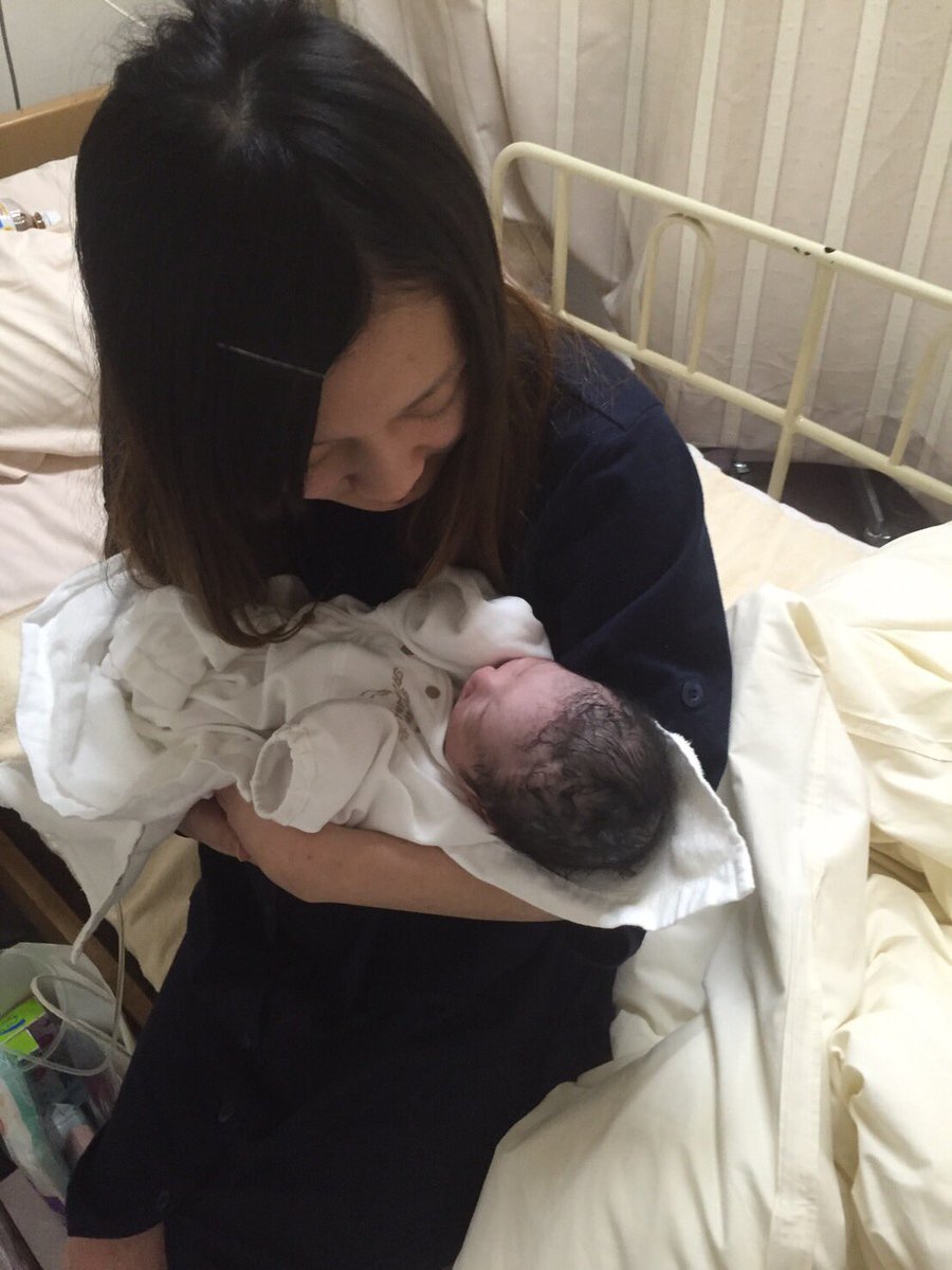 bbmt89's tweet photo. 2月13日 Am 3: 44   3050ｇ

予定日ピッタリに元気な男の子が産まれてきてくれました👶💗
有村 陽冬(ありむら はると)君です♪

夜中なのにずっと側で腰を擦りながら立ち会ってくれた旦那に本当に感謝してます😊

落ち着いたらまたツイートします⸜(* ॑ ॑* )⸝ https://t.co/Bzudxqz1nv