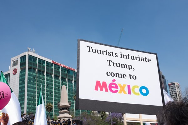 DemsAbroadMX's tweet photo. #vibraméxico march CDMX https://t.co/W2TEZkUcy7