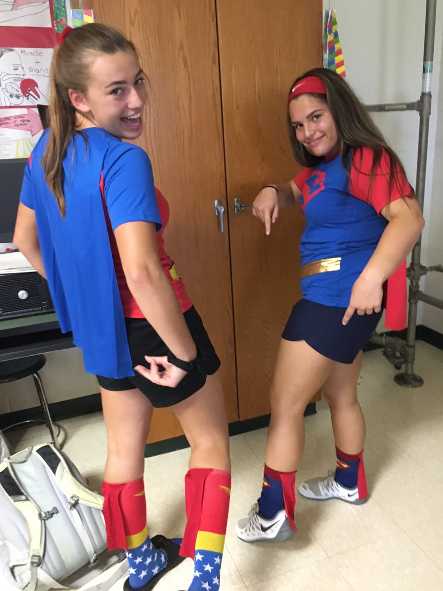SarahMorin2's tweet photo. Another happy birthday to this homie❤️️❤️️ #hbdslore #bigrach https://t.co/IS7rpGOwOe