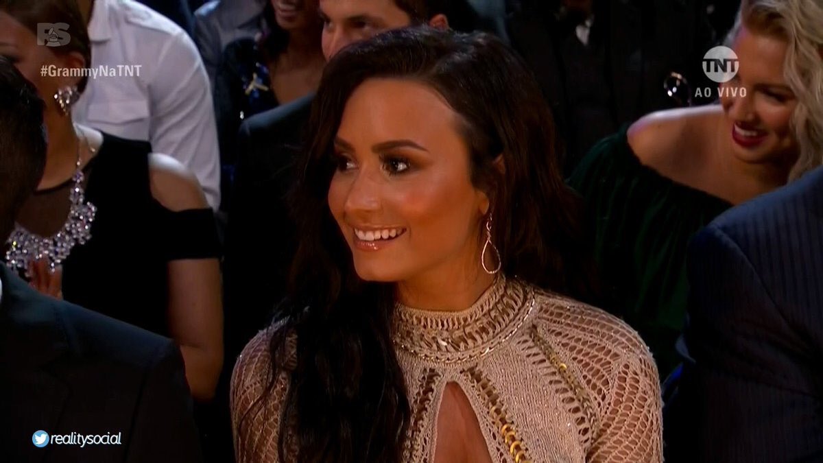 lovatoartist's tweet photo. EU TE AMO TE AMO TE AMO TE AMO TE AMO TE AMO TE AMO TE AMO TE AMO TE AMO TE AMO TE AMO TE AMO TE AMO TE AMO TE AMO TE AMO TE #GRAMMYs https://t.co/9cc0b4MfBr
