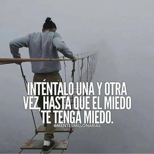 ElClubDeTablon's tweet photo. #Con_todo_menos_con_miedo https://t.co/d2WK0SSMvp