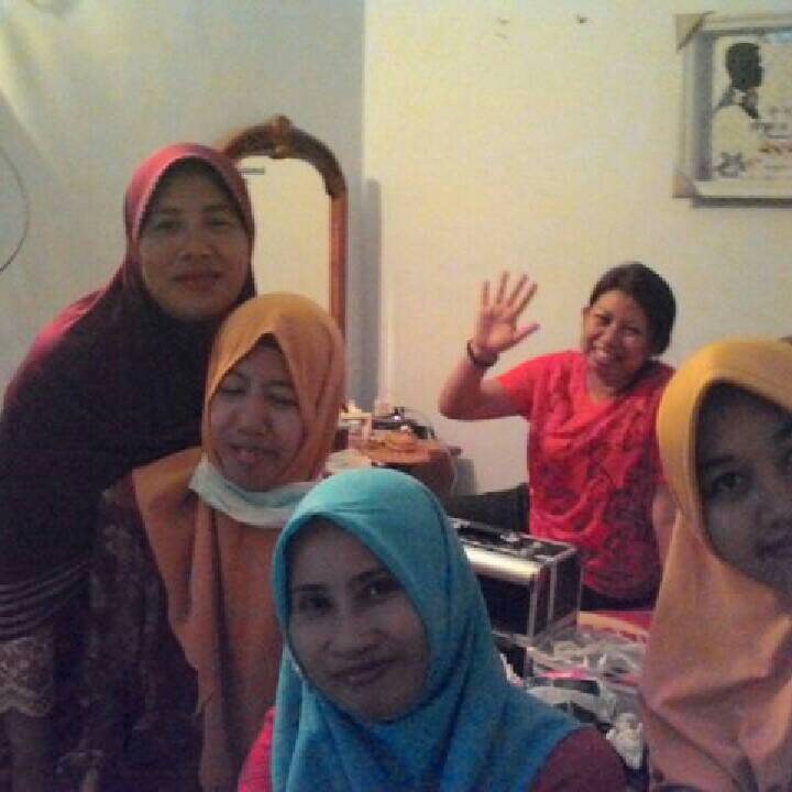 Fifi_92_'s tweet image. sawer gift hahaha... #spamgift #taplike #liveme 💜FiFI💜:
liveme.com/media/play/?vi…