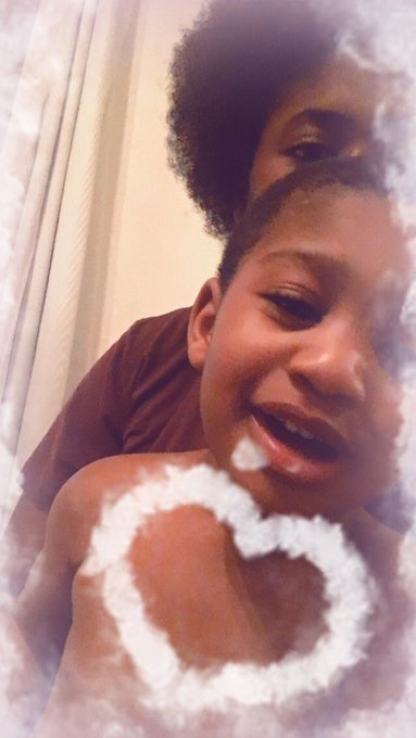 My life line 😍👩&zwj;👦💙 https://t.co/cPFkyme1ou<a href="/tag/lifemood"class="tags"><span>#lifemood</span></a>