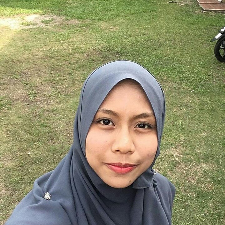 dhiahanyy's tweet photo. @NURATIGHAAA tak rindu pun.. Hahahhahah 😍😘😘😘 https://t.co/8yYYNdrlkh
