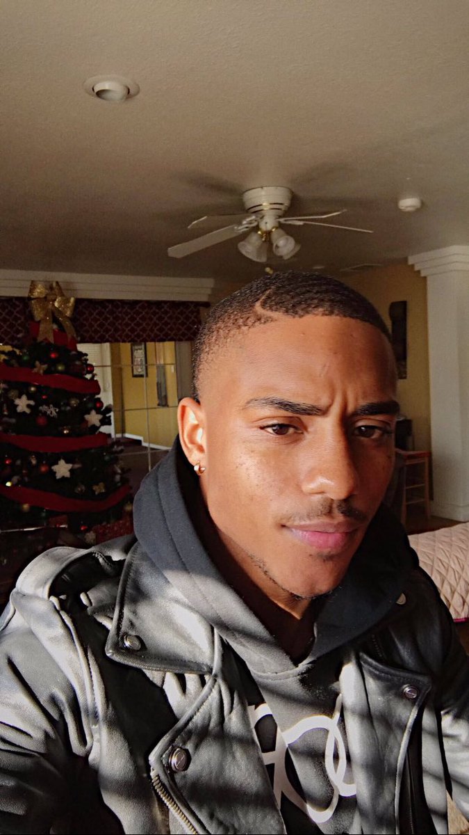 WeaaTheHoesAt's tweet photo. Seriously though, pure perfection 💕@KeithTPowers https://t.co/q5CKmR8I0T