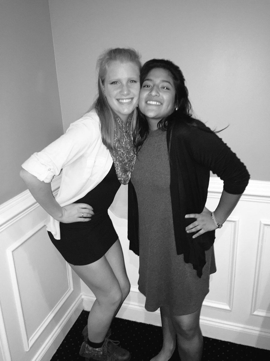 katiebol_'s tweet photo. HAPPY BIRTHDAY @nikig_10 !!!! ilysm and I hope your day was even more amazing than you #youakeeper 😉 https://t.co/DWQDtOxYDl