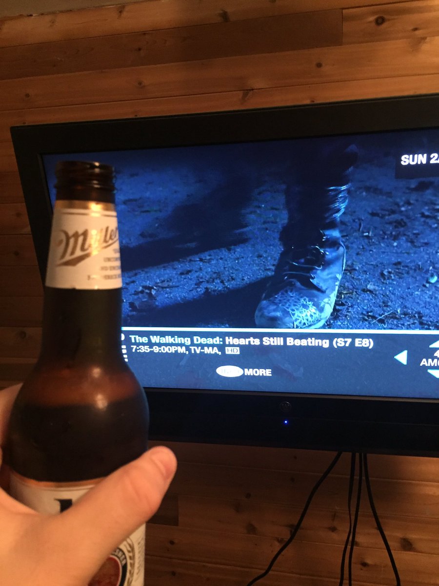 NicoZeppilli's tweet image. Watched 7 and a half seasons of #TheWalkingDead in less than 3 weeks. #mybodyisready