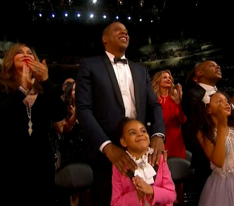 Mix_Tv's tweet photo. O coração não guenta! #GRAMMYs https://t.co/tdpbBJhSVO